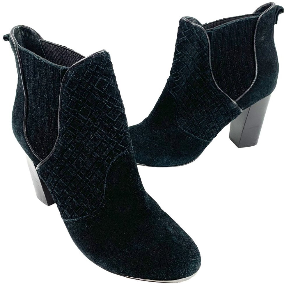 ELLIOT LUCCA Dina‎ Black Suede Woven Chelsea Booties